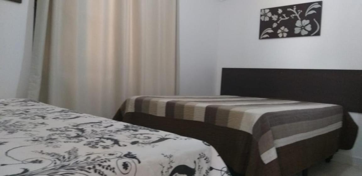 Вілла Casa 02 Dorm Na Rua Salmao Бомбіняс Екстер'єр фото