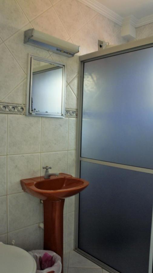 Вілла Casa 02 Dorm Na Rua Salmao Бомбіняс Екстер'єр фото